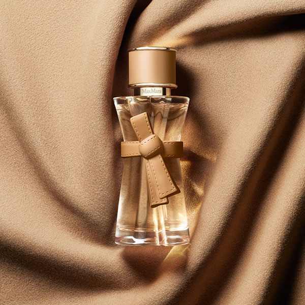 The Art of Perfumage: A Refined Ritual
